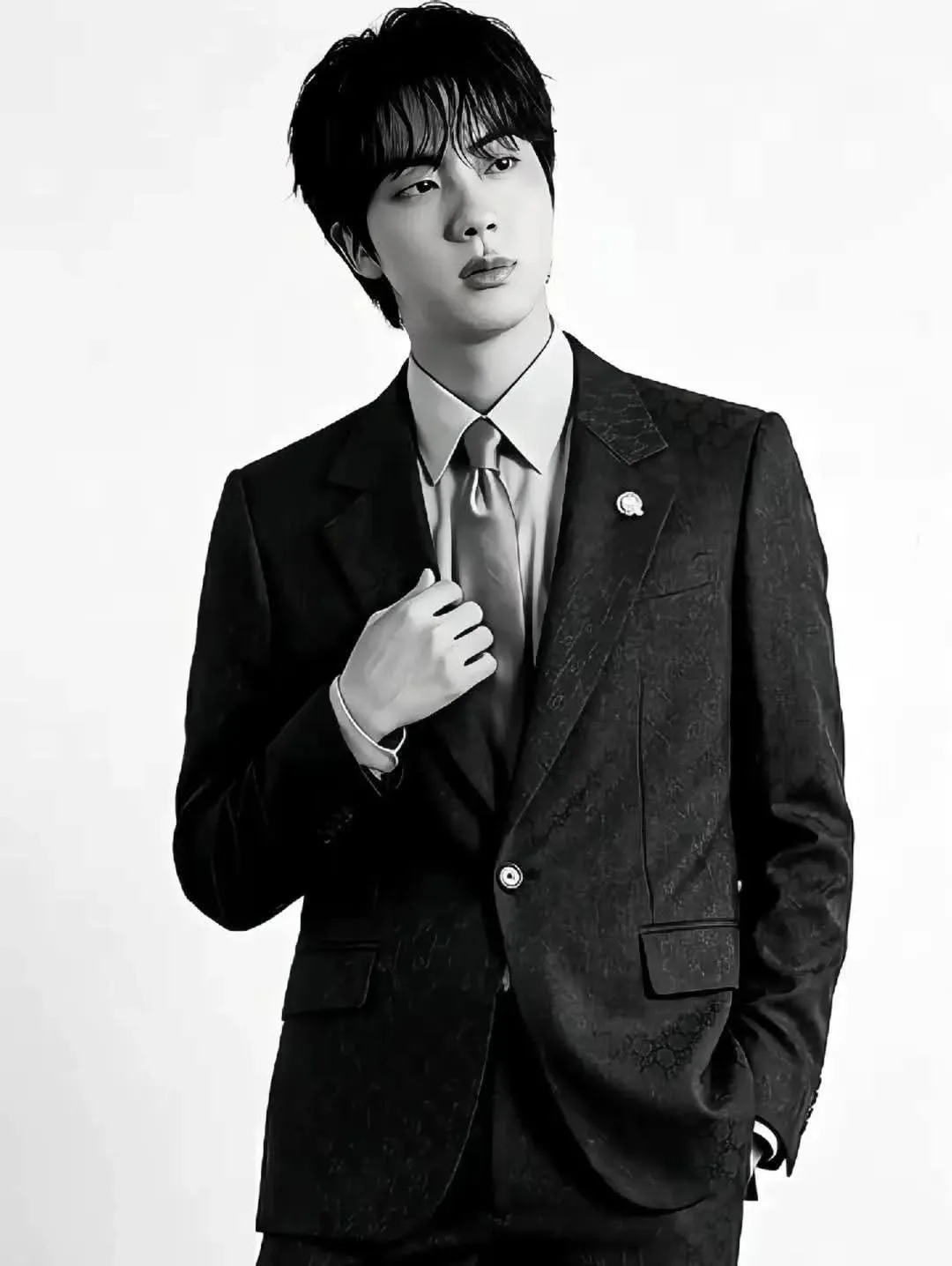 진 (방탄소년단) 최근 활동샷