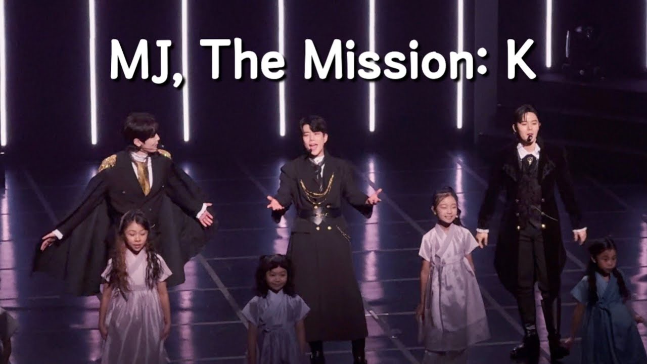 A moment captured by MJ (ASTRO)'s fan