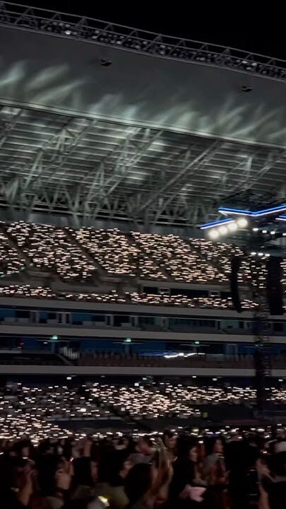 Foto aktivitas terbaru Stray Kids