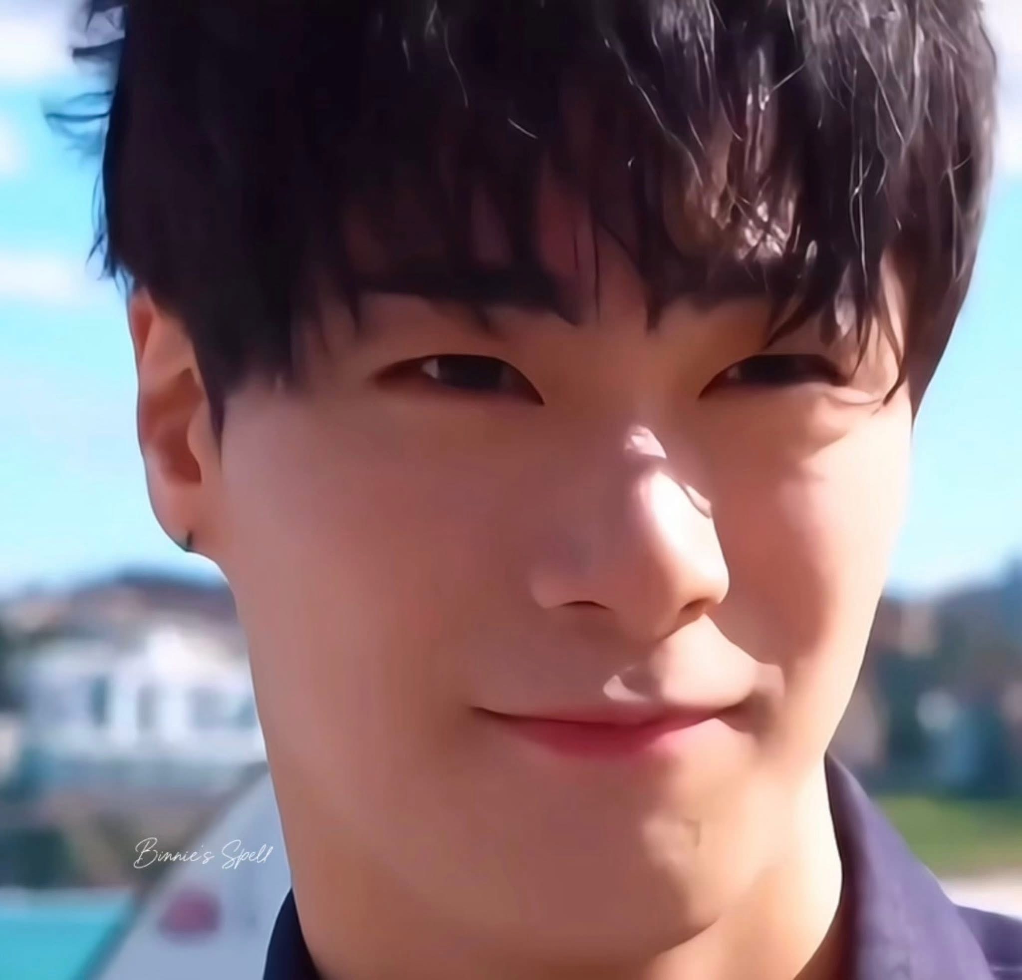 Behind-the-scenes cut of Moonbin (ASTRO)