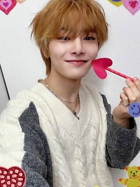 Behind-the-scenes cut of I.N (Stray Kids)