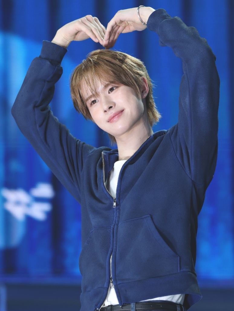 炅潣 (TWS)粉絲拍下的瞬間