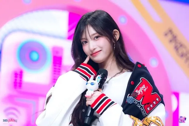 Latest photo of Leeseo (IVE)