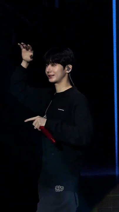 Foto aktivitas terbaru MONSTA X