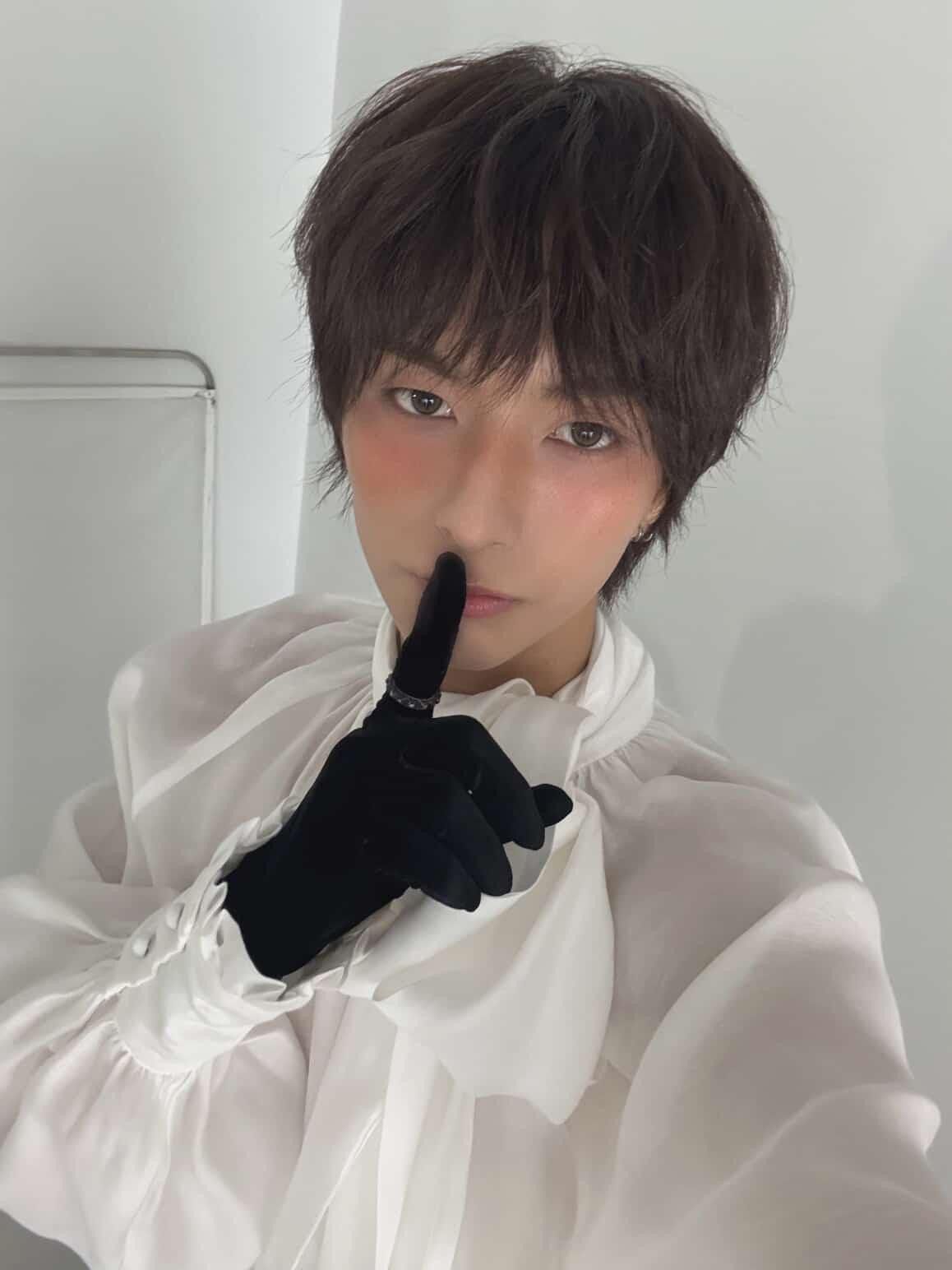 A moment captured by Xdinary Heroes's fan