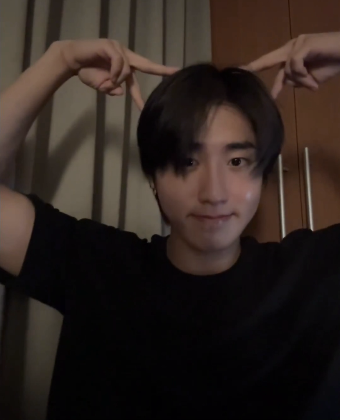 A moment captured by HAN (Stray Kids)'s fan