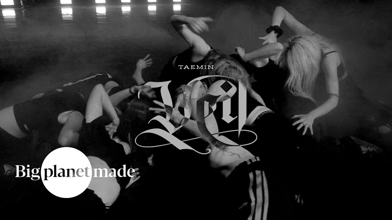 A moment captured by Taemin (SHINee)'s fan