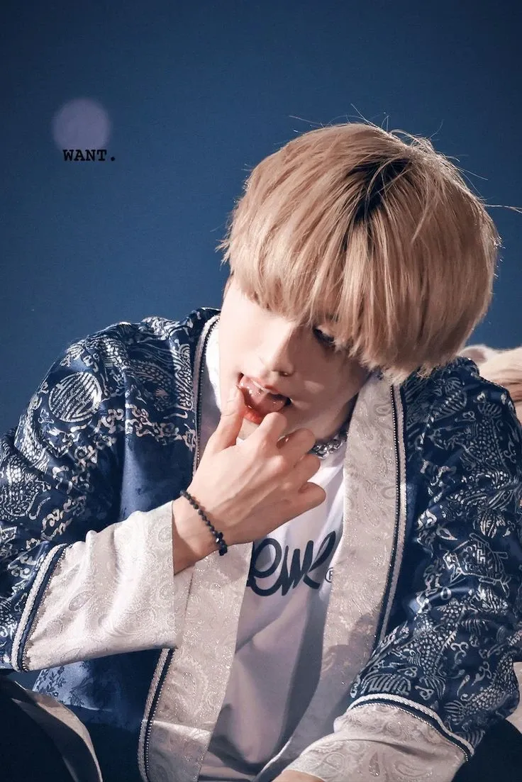 Latest photo of HAN (Stray Kids)