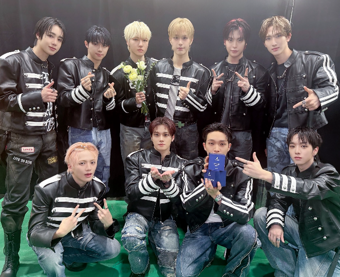 A moment captured by Xikers's fan