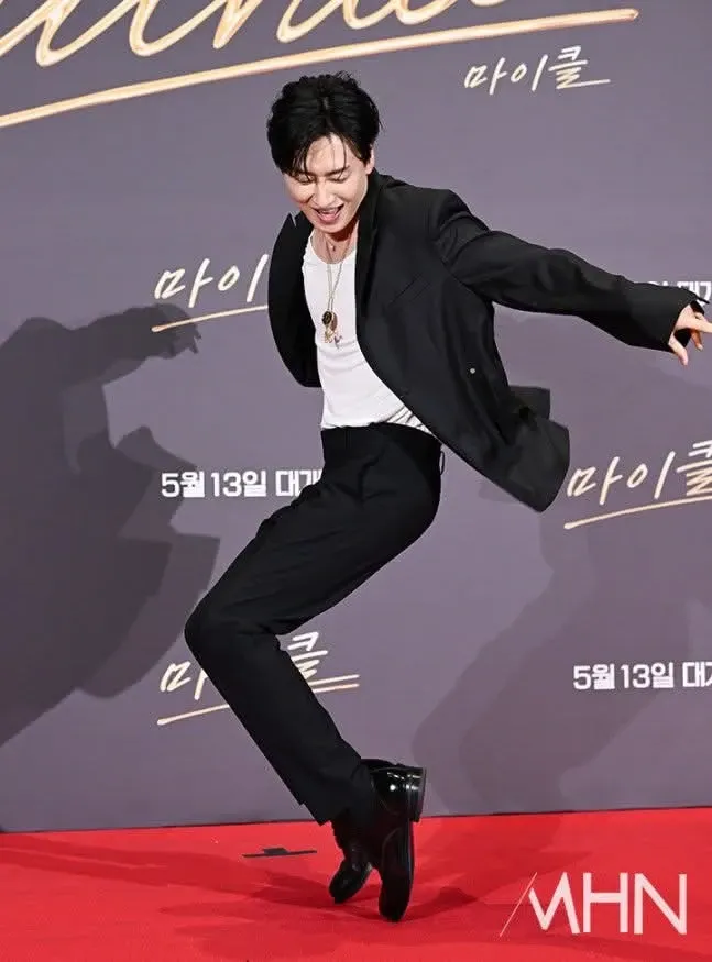 Latest photo of Eunhyuk (Super Junior)