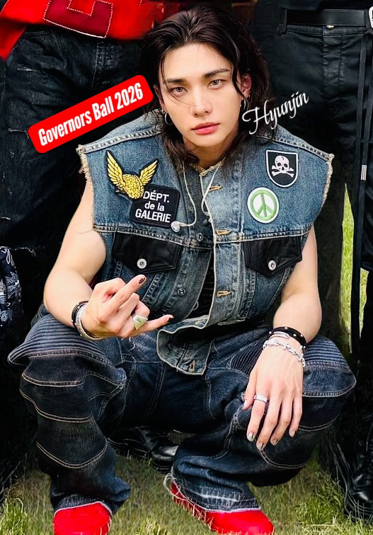 Latest photo of Hyunjin (Stray Kids)