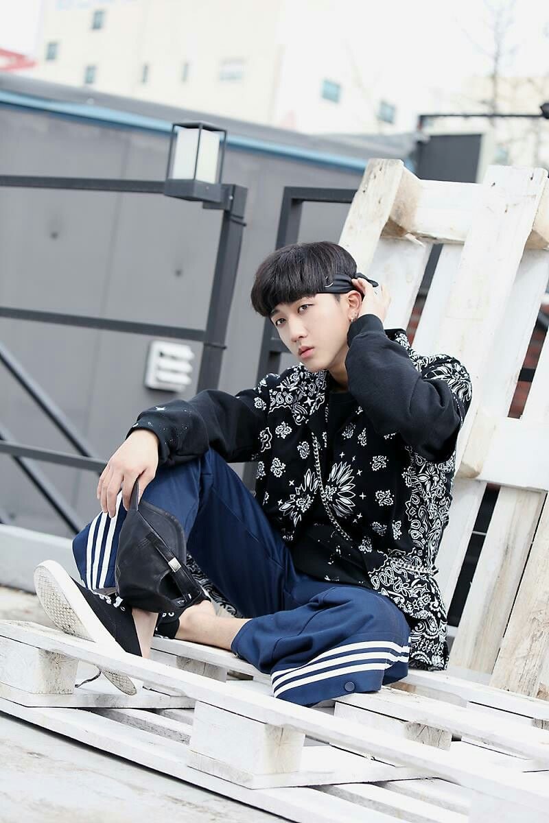 A moment captured by Changbin (Stray Kids)'s fan