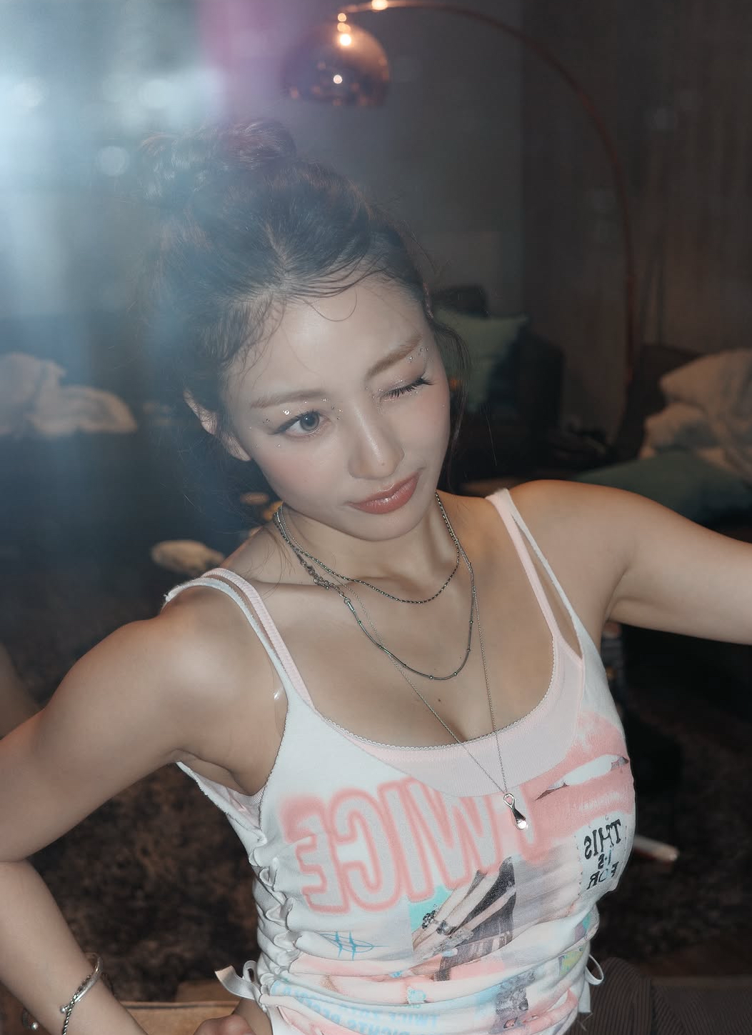 志效 (TWICE)的最新照片