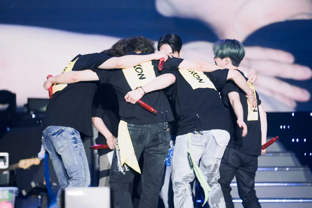 iKON의 최신 사진