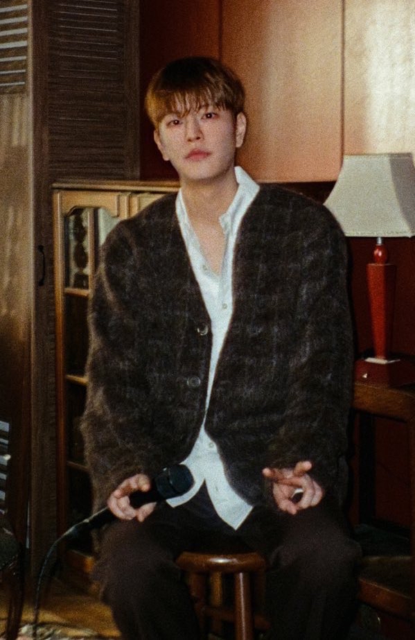 Latest photo of Seungmin (Stray Kids)