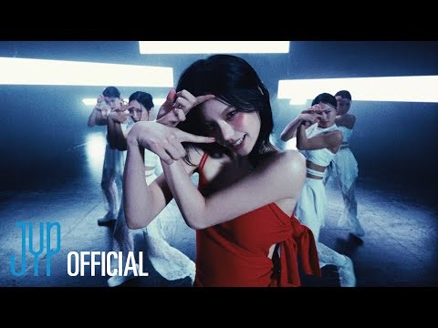 Recent activity shot of Yeji (ITZY)