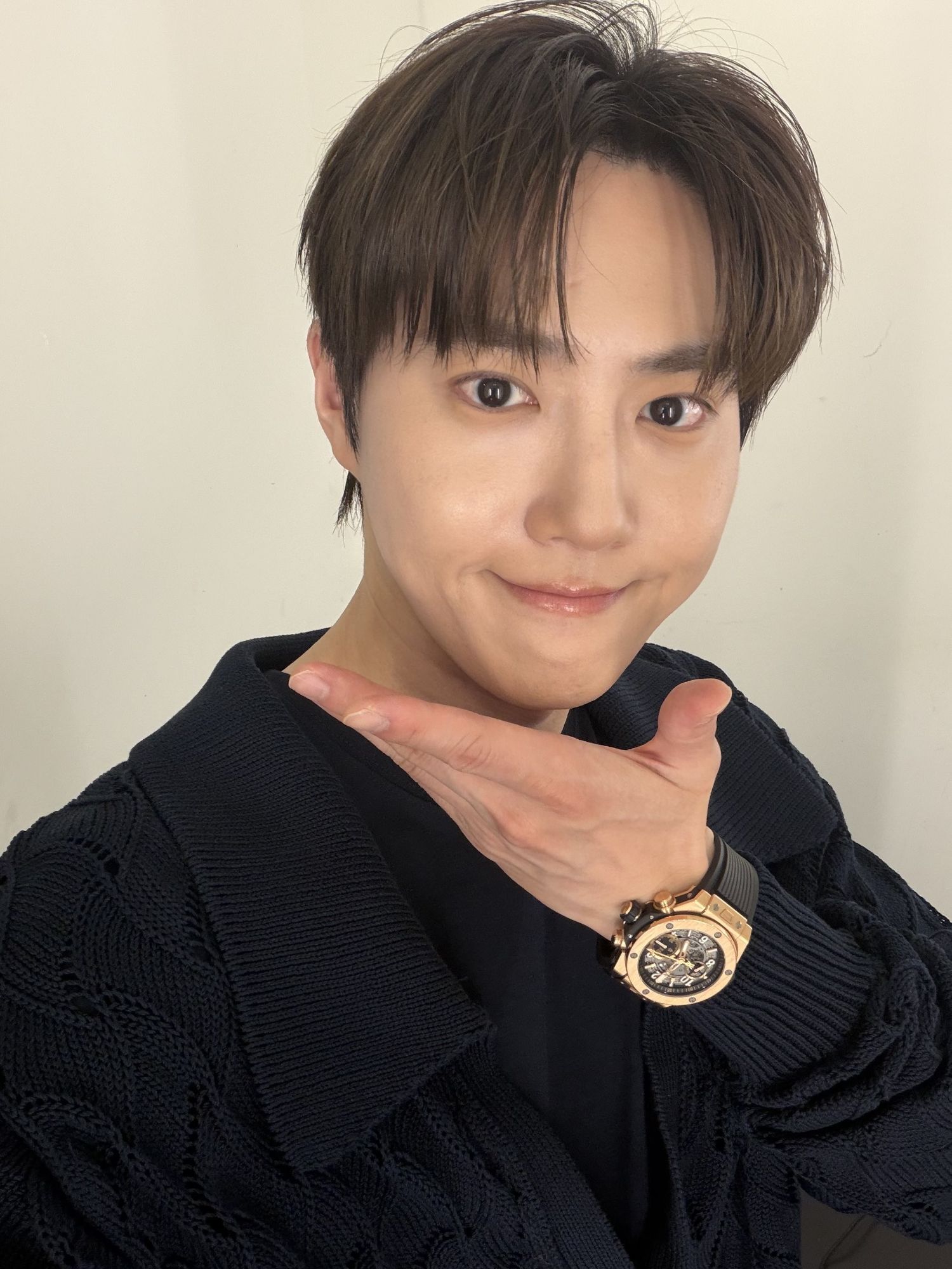 Behind-the-scenes cut of Suho (EXO)