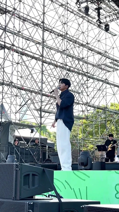 The most beloved wallpaper among Jeong Sewoon's fans