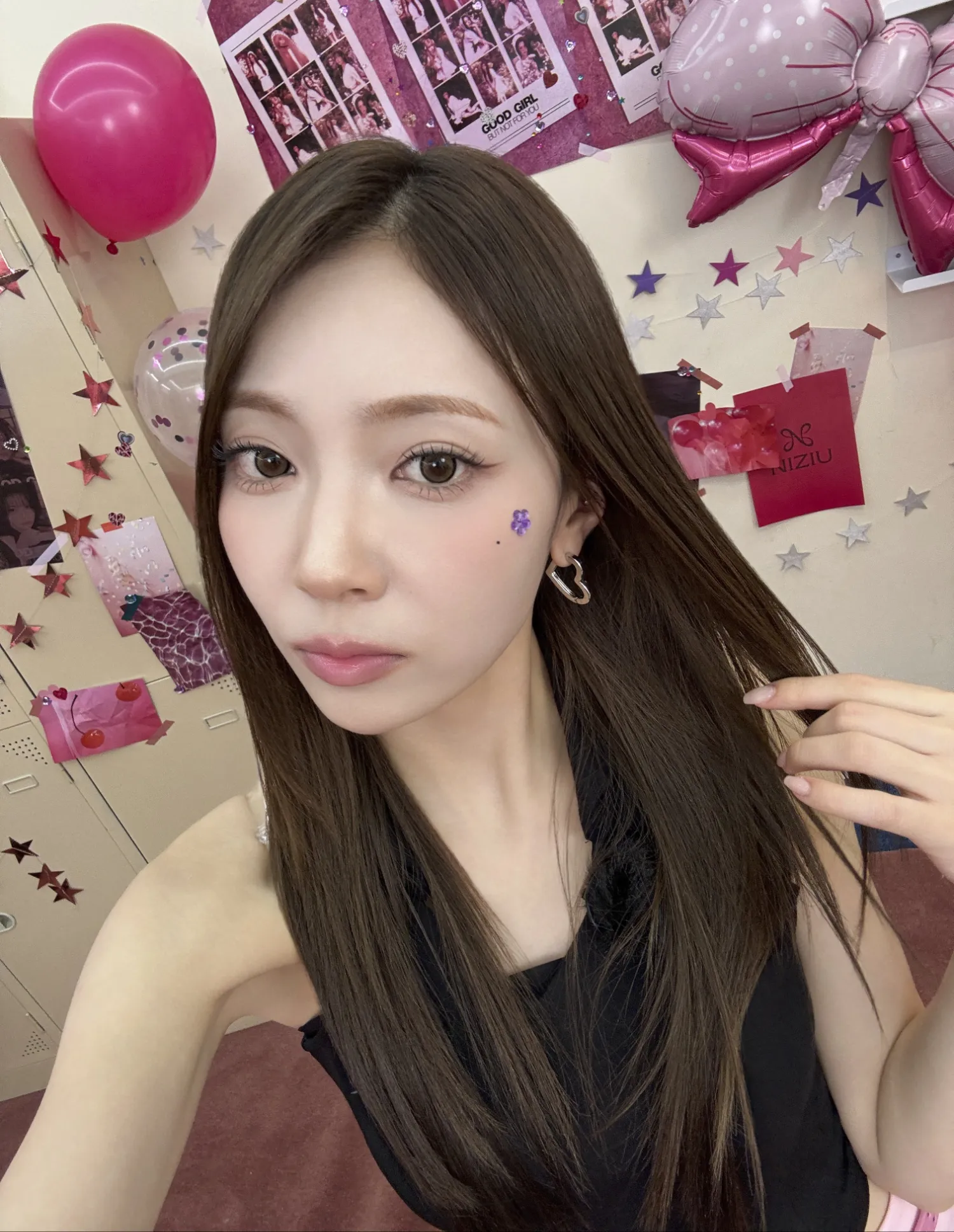 A moment captured by Mayuka (NiziU)'s fan