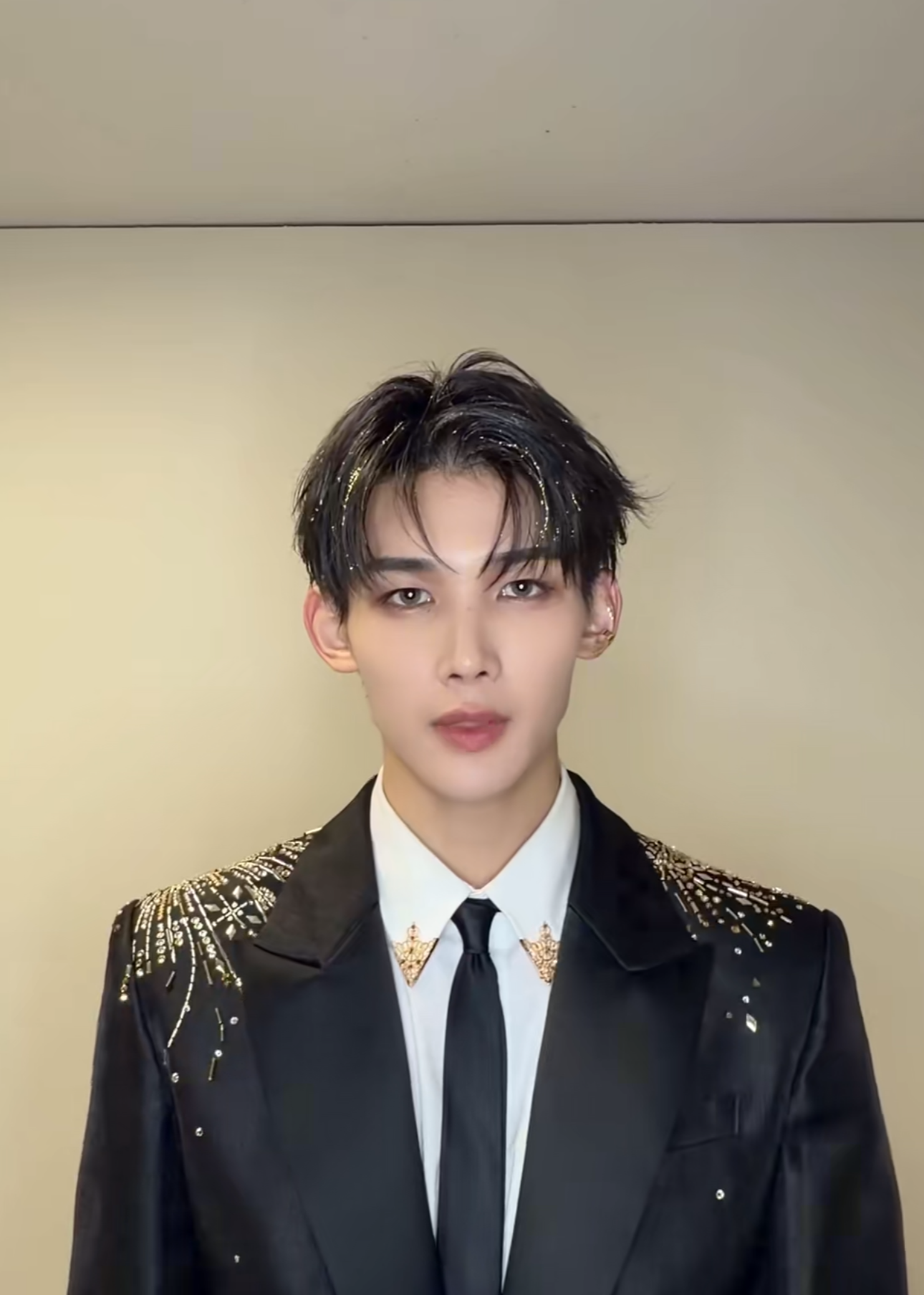 Latest photo of Jo (&TEAM)