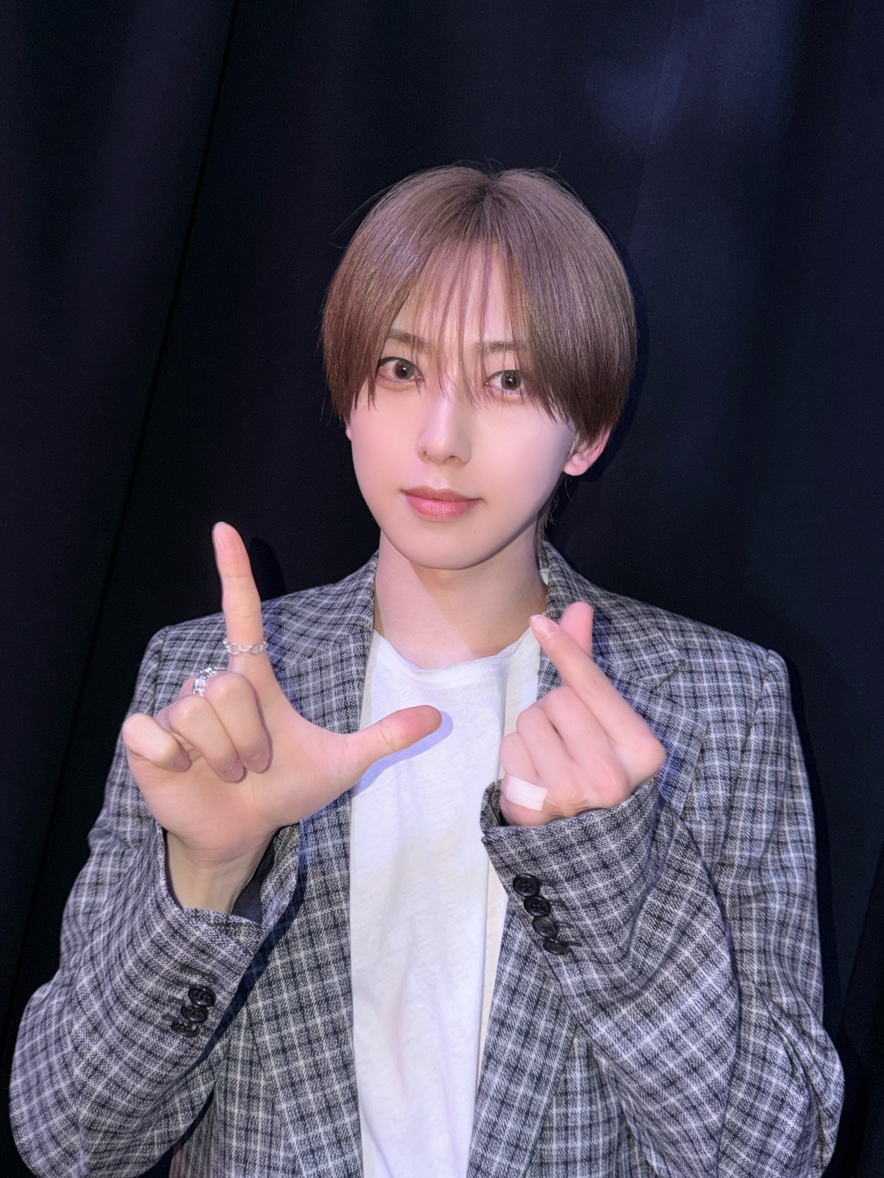 A moment captured by Fuma (&TEAM)'s fan