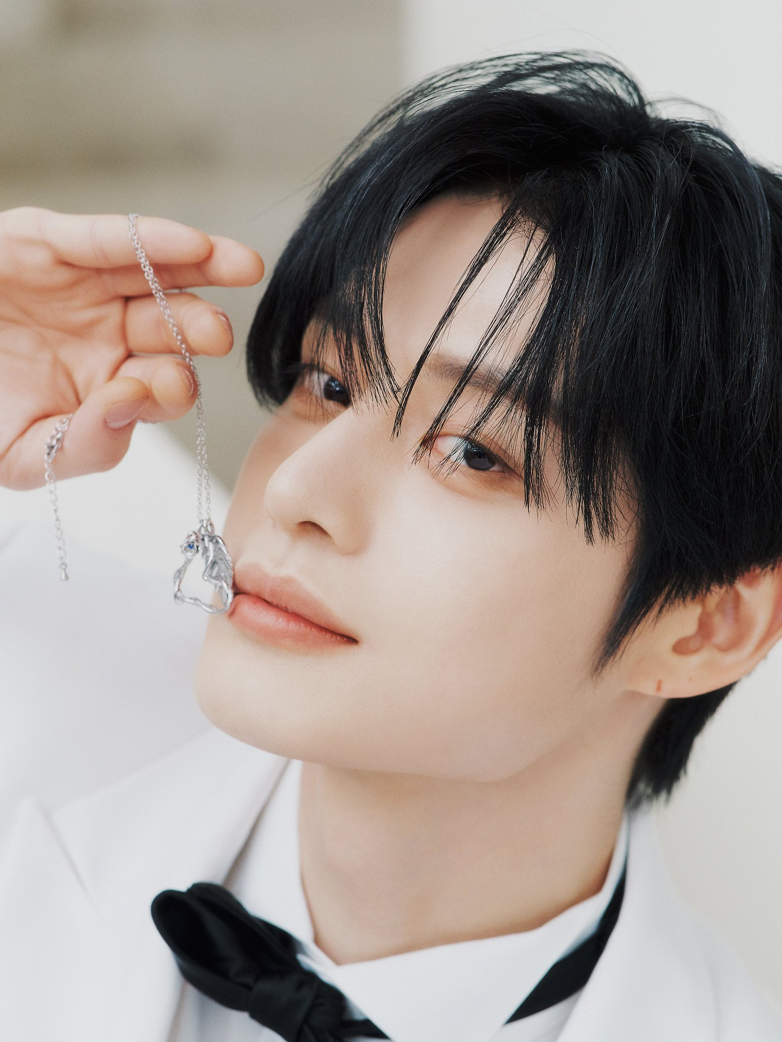 Recent activity shot of Kim Jiwoong (ZEROBASEONE)