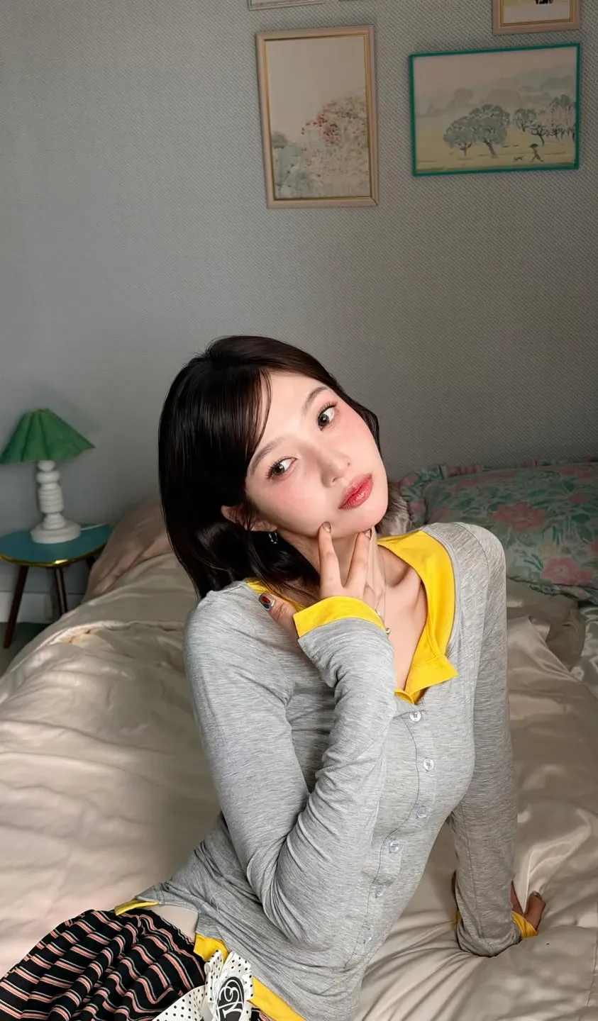 A heartfelt wallpaper shared by Joy (Red Velvet)'s fans