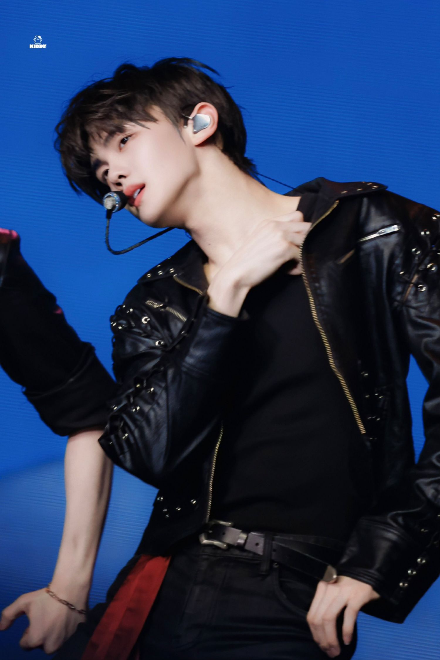 Latest photo of Kim Gyuvin (ZEROBASEONE)