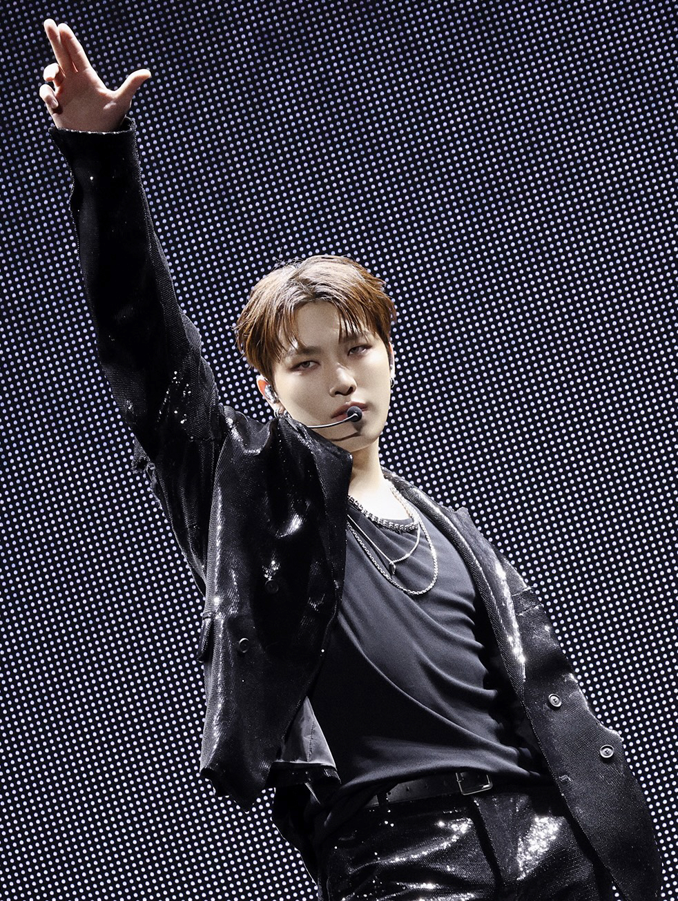 Behind-the-scenes cut of Dino (SEVENTEEN)