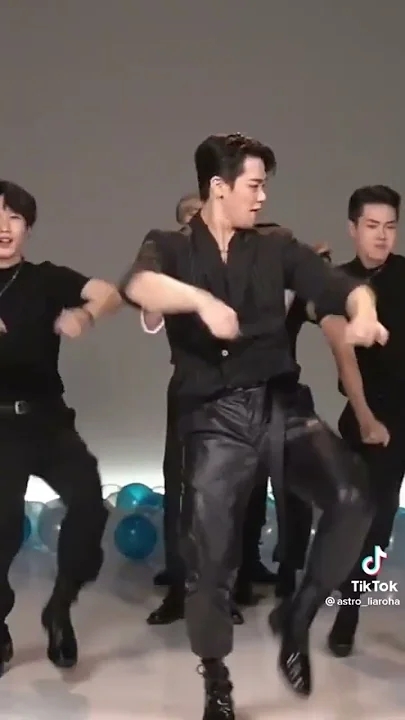 The most beloved wallpaper among Moonbin (ASTRO)'s fans