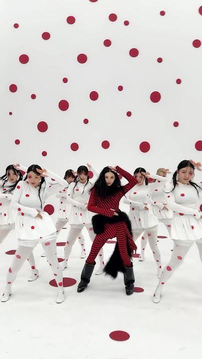 A moment captured by Chaeyoung (TWICE)'s fan