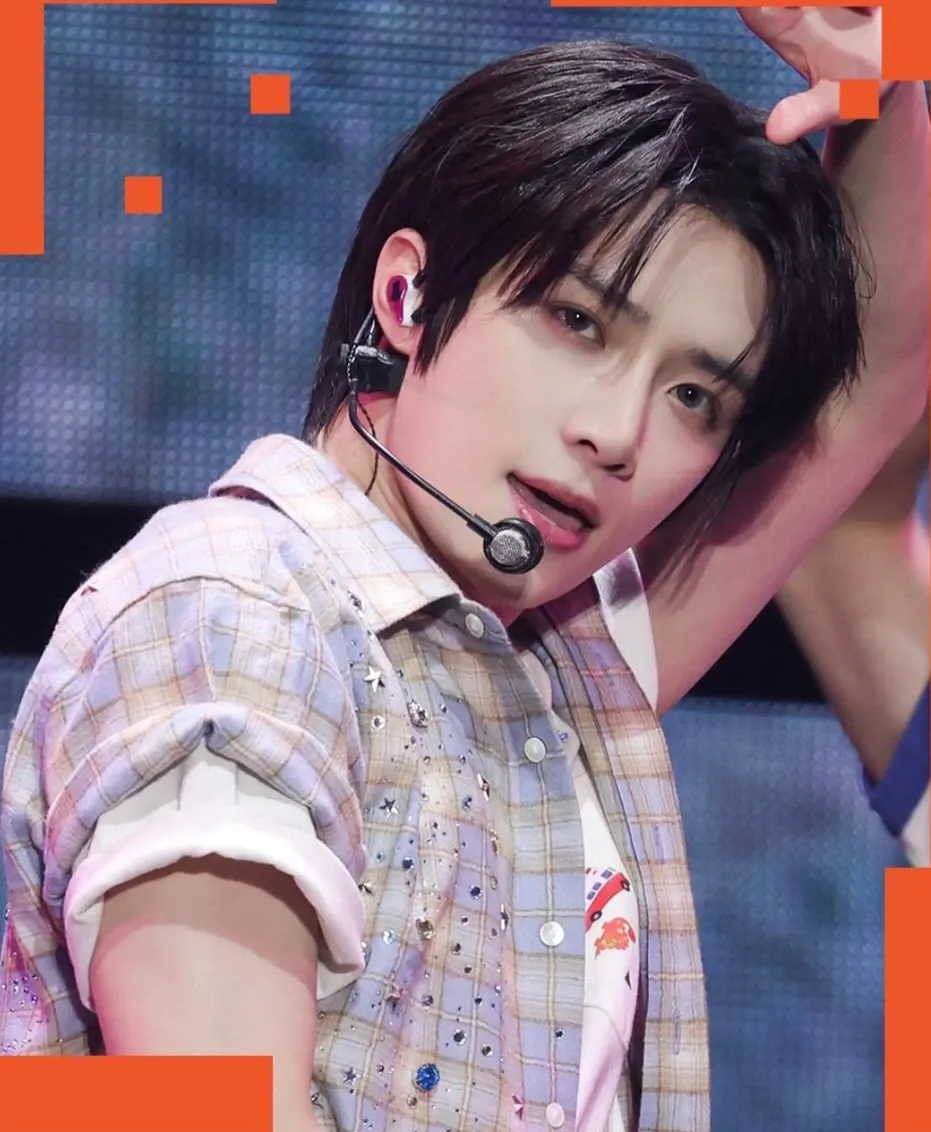 Recent activity shot of Beomgyu (TOMORROW X TOGETHER)