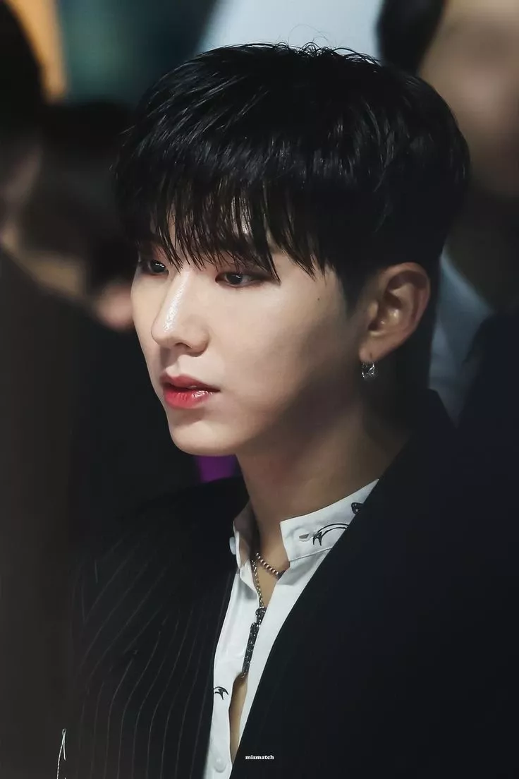 A moment captured by Kihyun (MONSTA X)'s fan