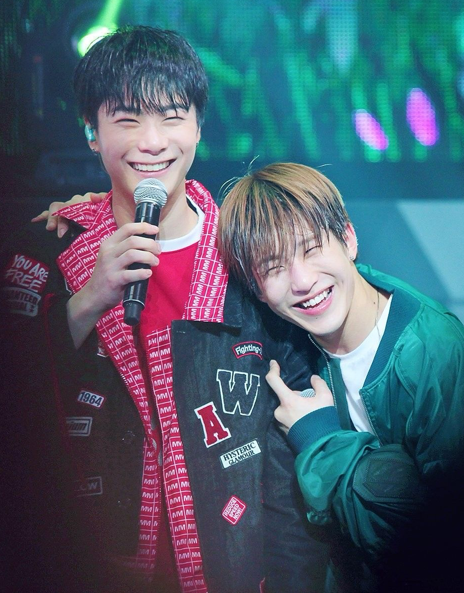 Latest photo of Jinjin (ASTRO)