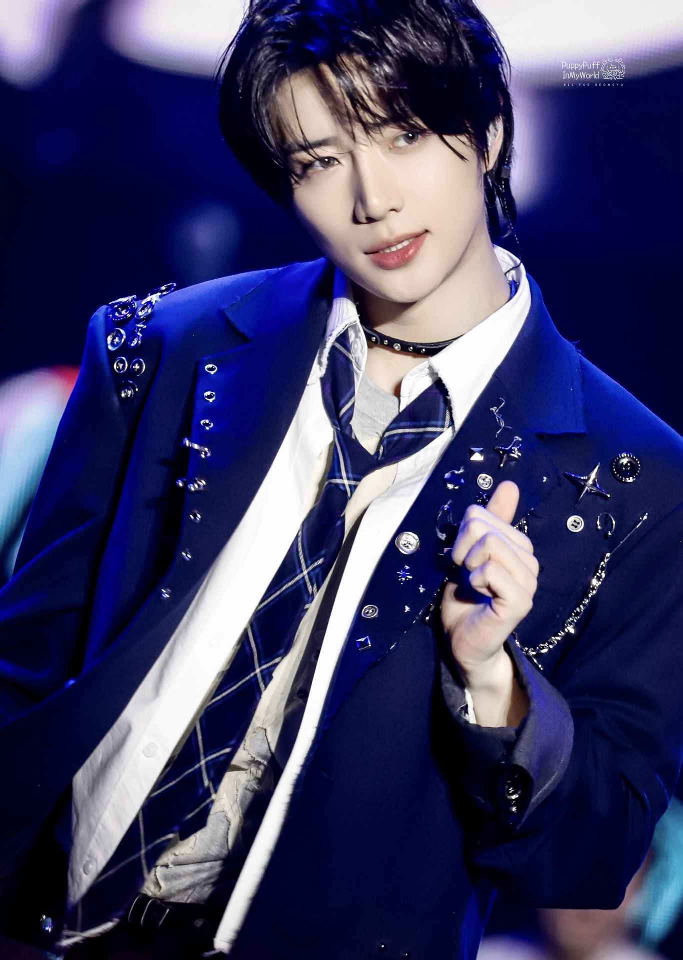 杋圭 (TOMORROW X TOGETHER)粉丝拍下的瞬间