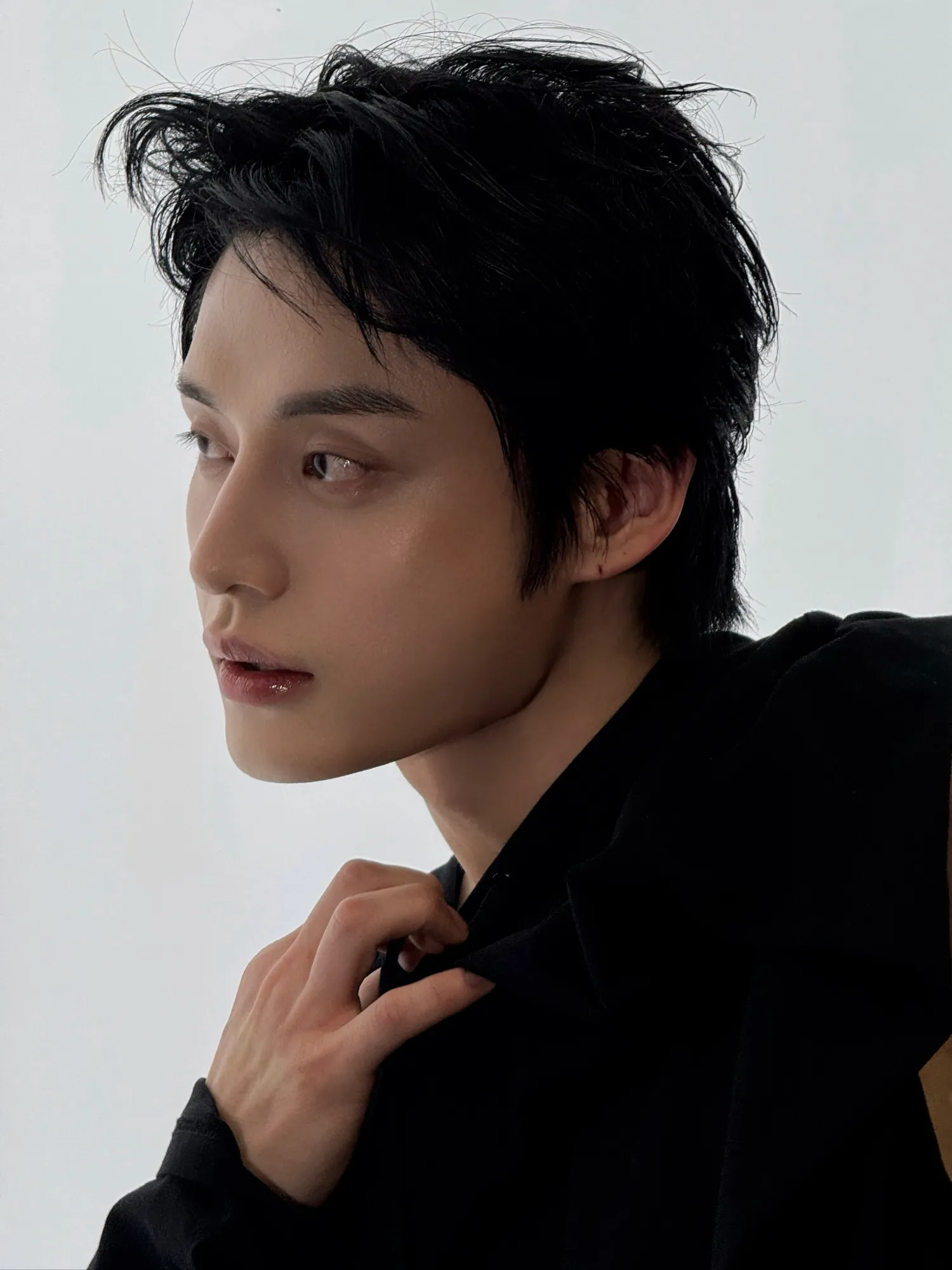 Recent activity shot of Kim Jiwoong (ZEROBASEONE)