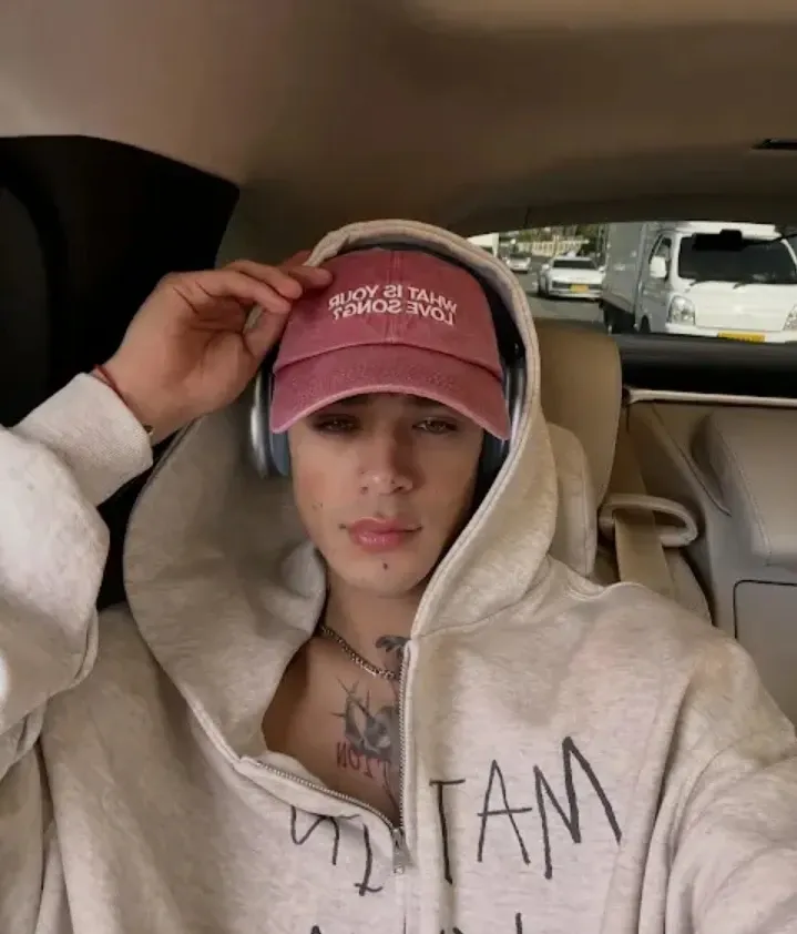 Latest photo of Drew (SANTOS BRAVOS)