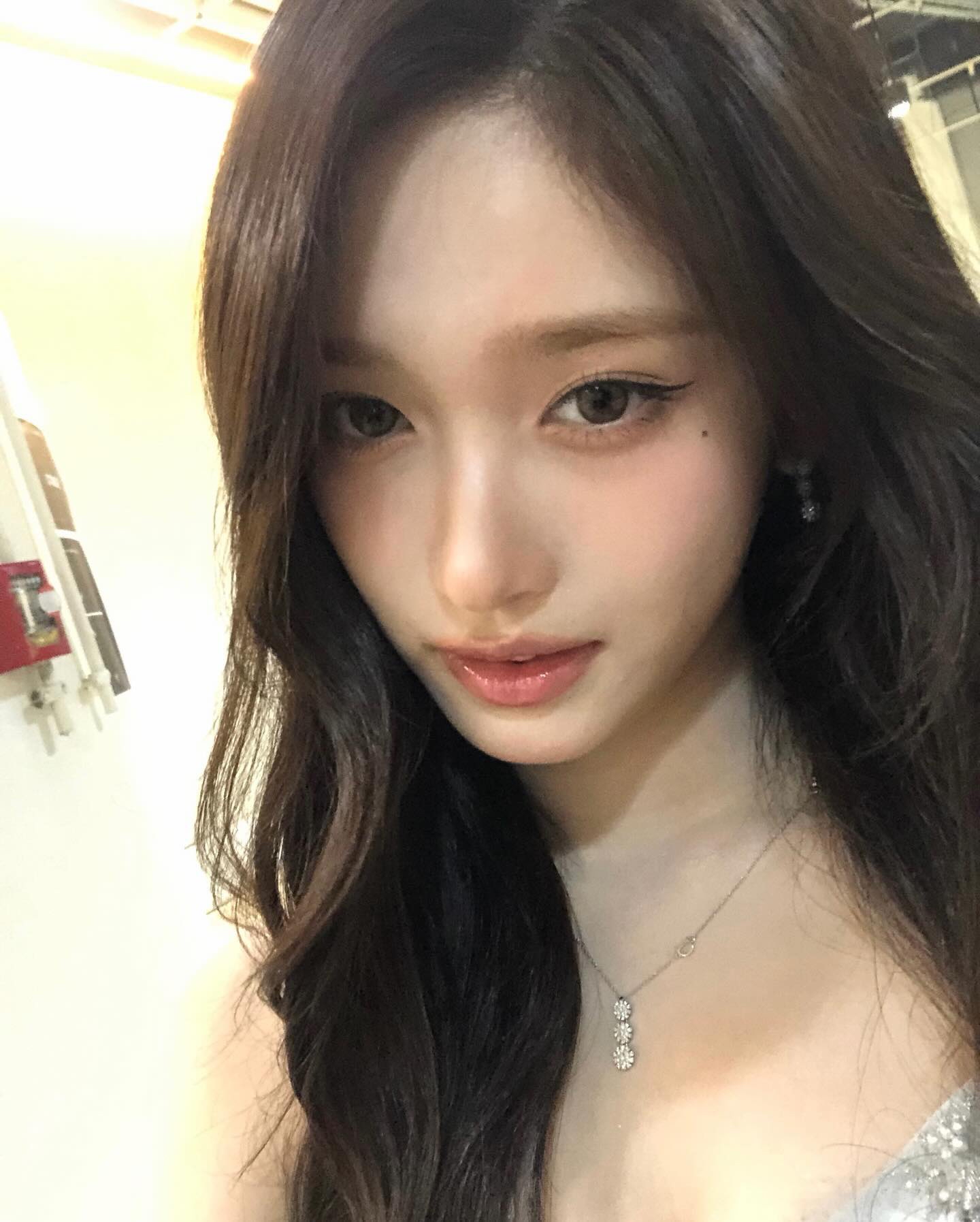 A moment captured by Leeseo (IVE)'s fan