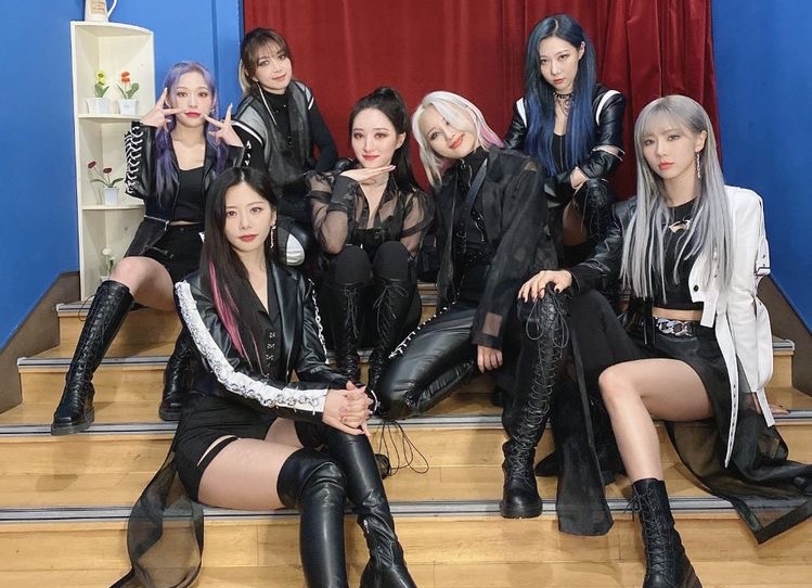Foto aktivitas terbaru DREAMCATCHER