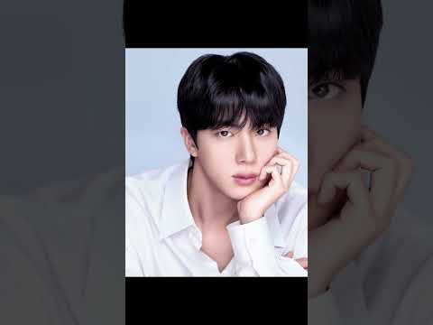 Momen yang diabadikan oleh penggemar Jin (BTS)