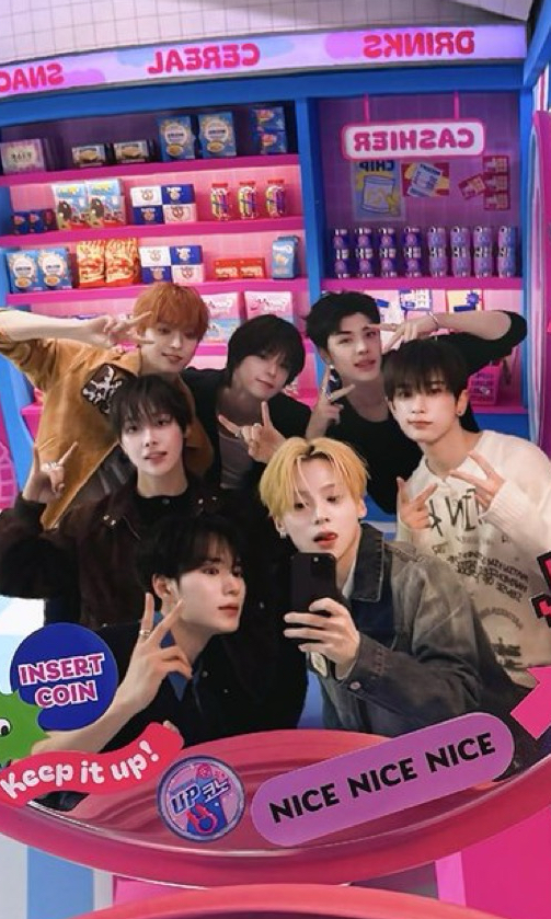 The most beloved wallpaper among Nicholas (&TEAM)'s fans