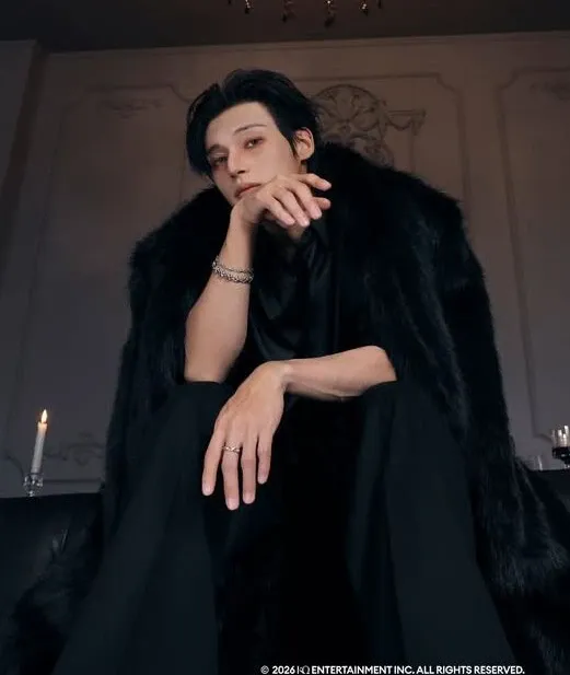 우영 (에이티즈) 최근 활동샷