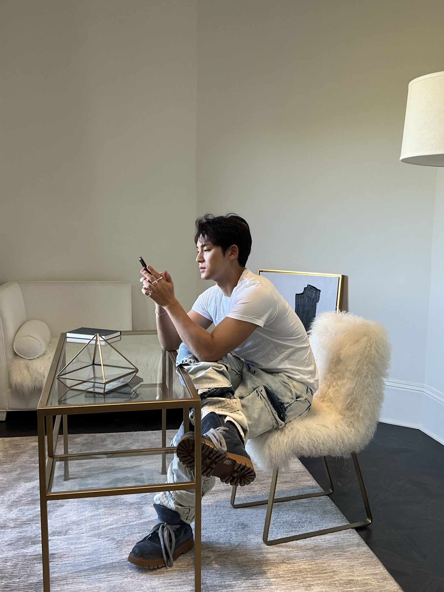 Latest photo of Mingyu (SEVENTEEN)