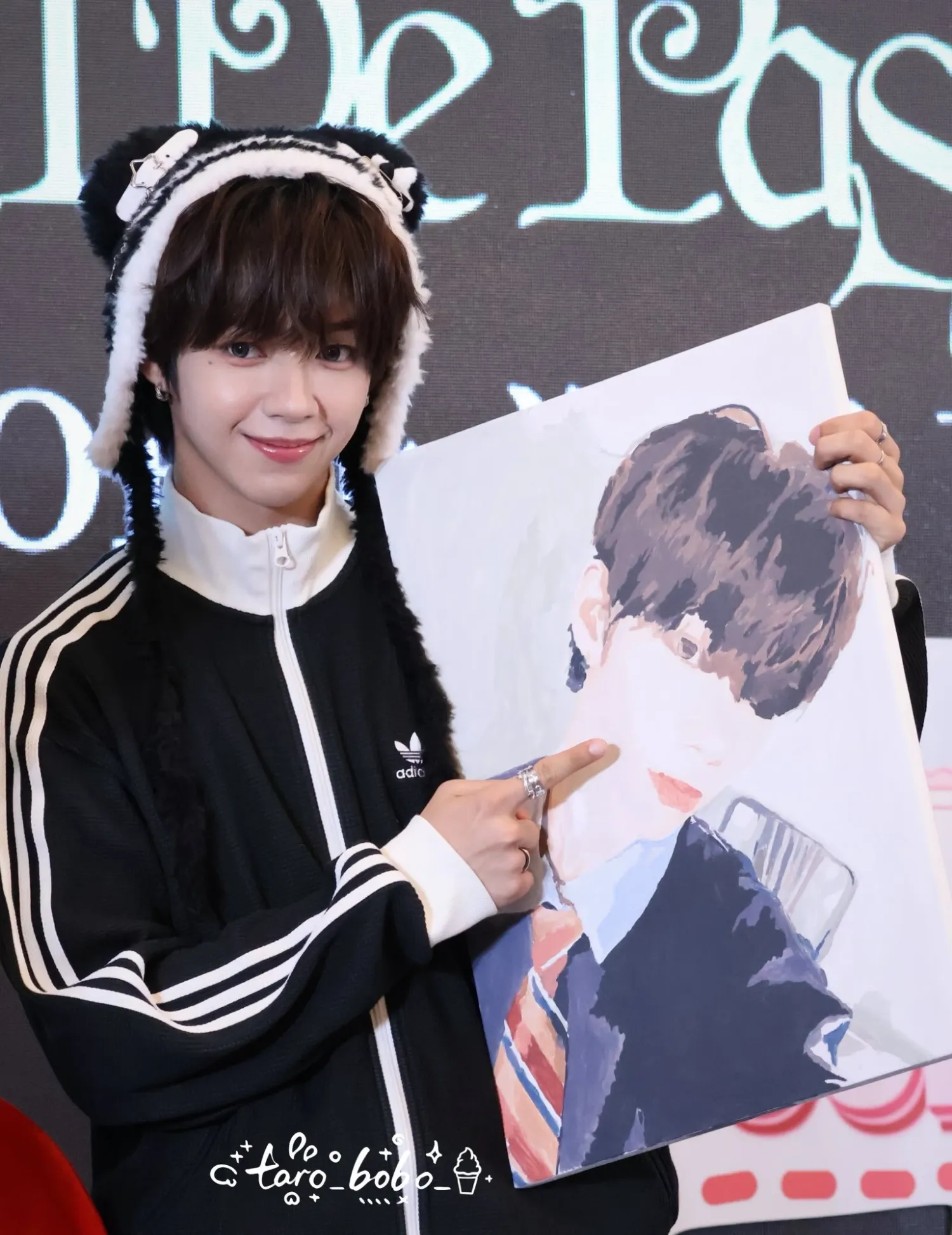 Recent activity shot of JL (AHOF)