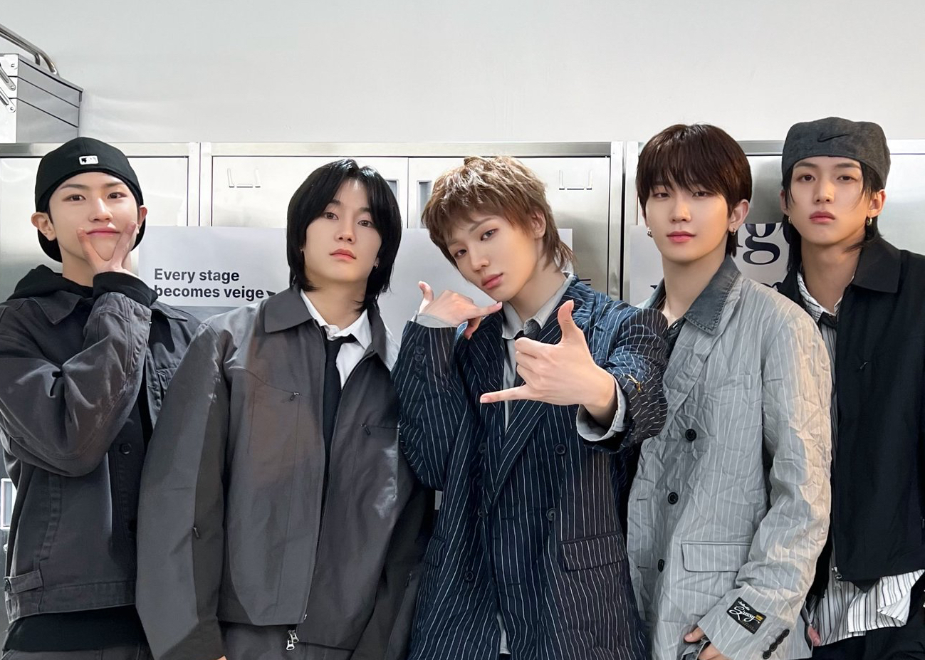 TNX的最新活动照片