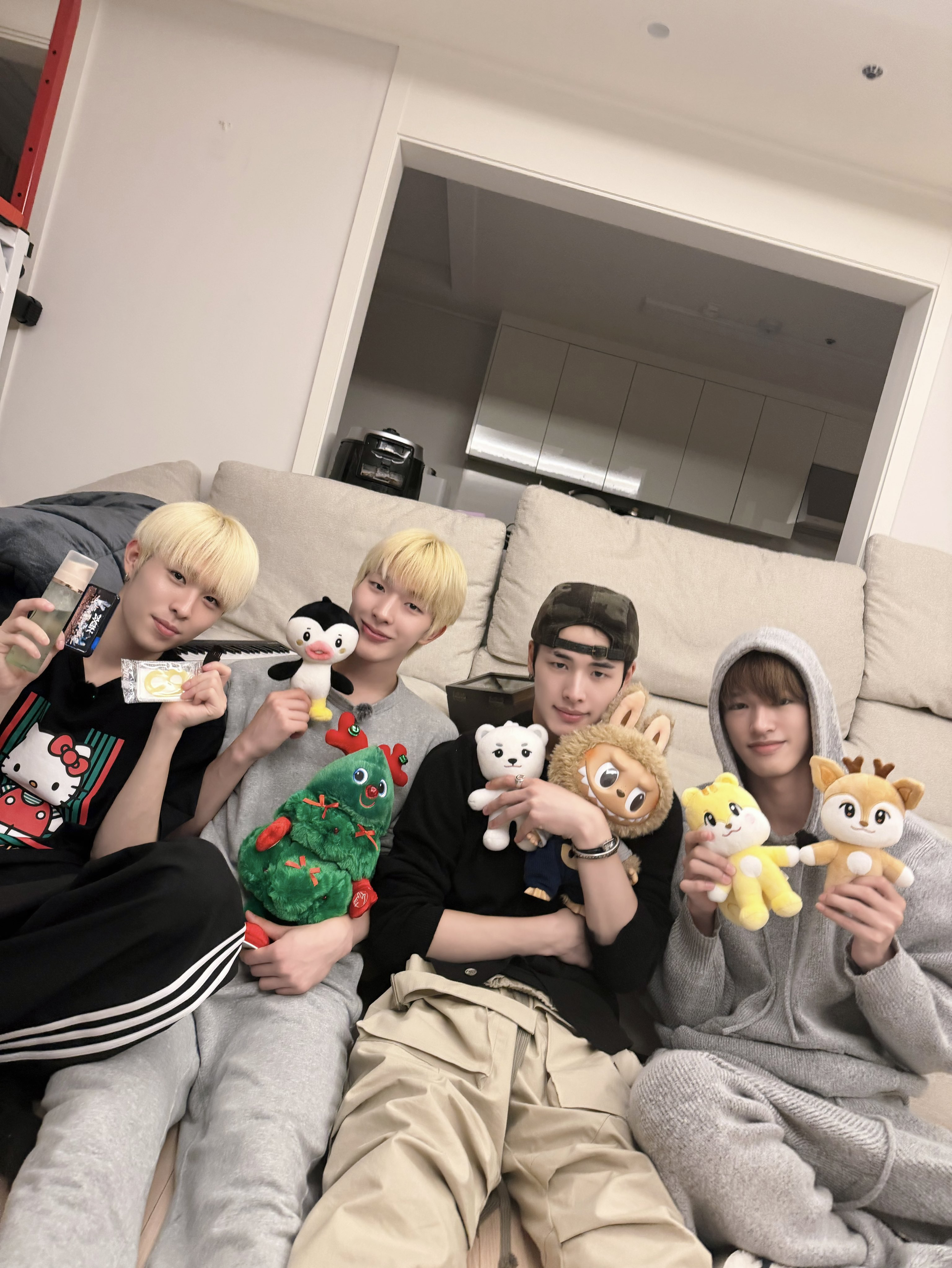 A moment captured by Tomoya (NEXZ)'s fan