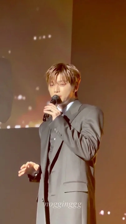 최애 팬덤이 추천하는 강다니엘 배경 이미지