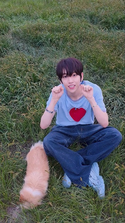 A heartfelt wallpaper shared by Kim minjae (IDID)'s fans