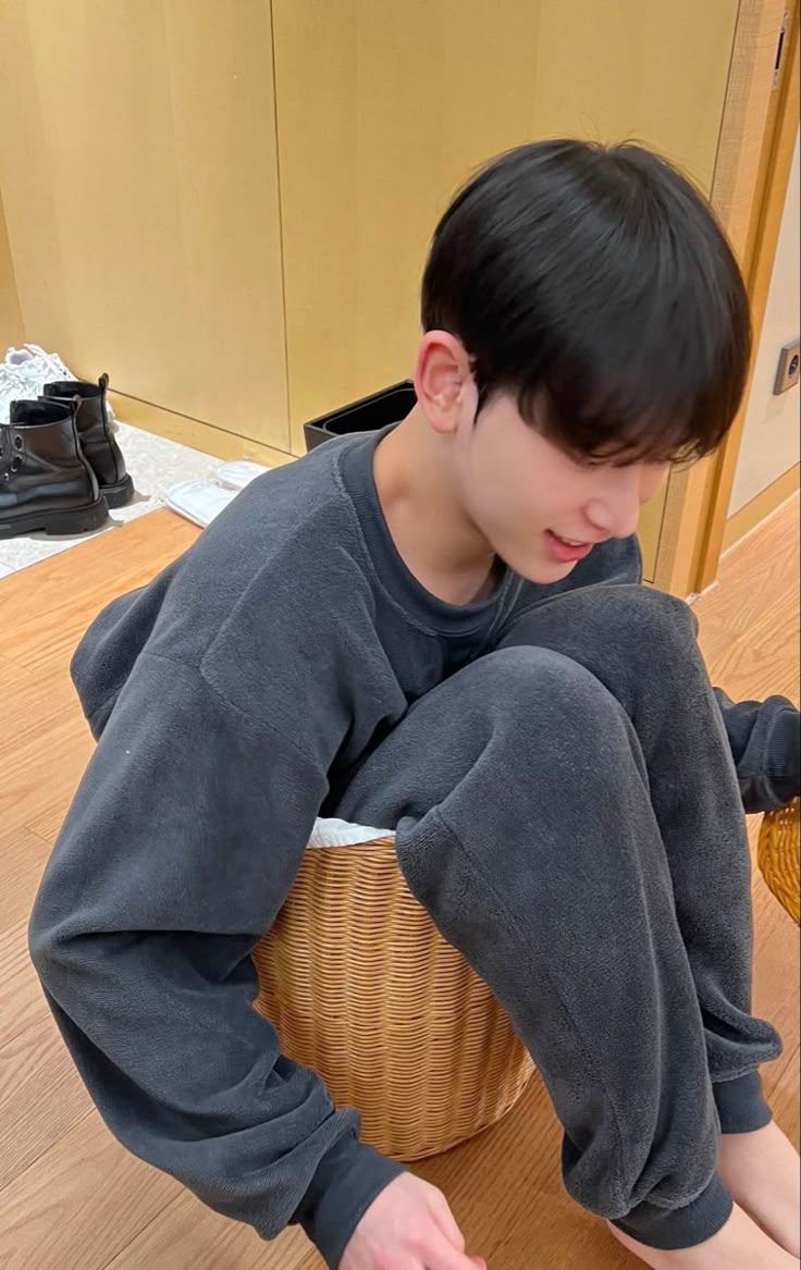 Recent activity shot of Harua (&TEAM)