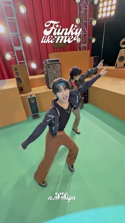 A moment captured by n.SSign's fan